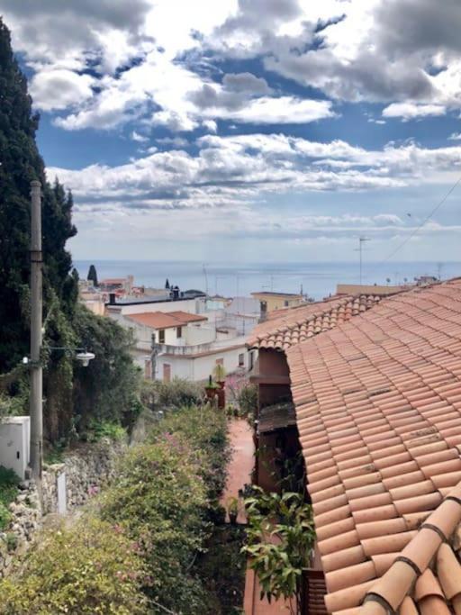 Taormina Casa Sarina Apartment ภายนอก รูปภาพ